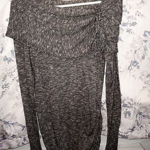 Women's long-sleeved shirt by Maurices